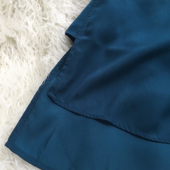 Who What Wear | Oversized Silky Tunic Top - Picture 8 of 8